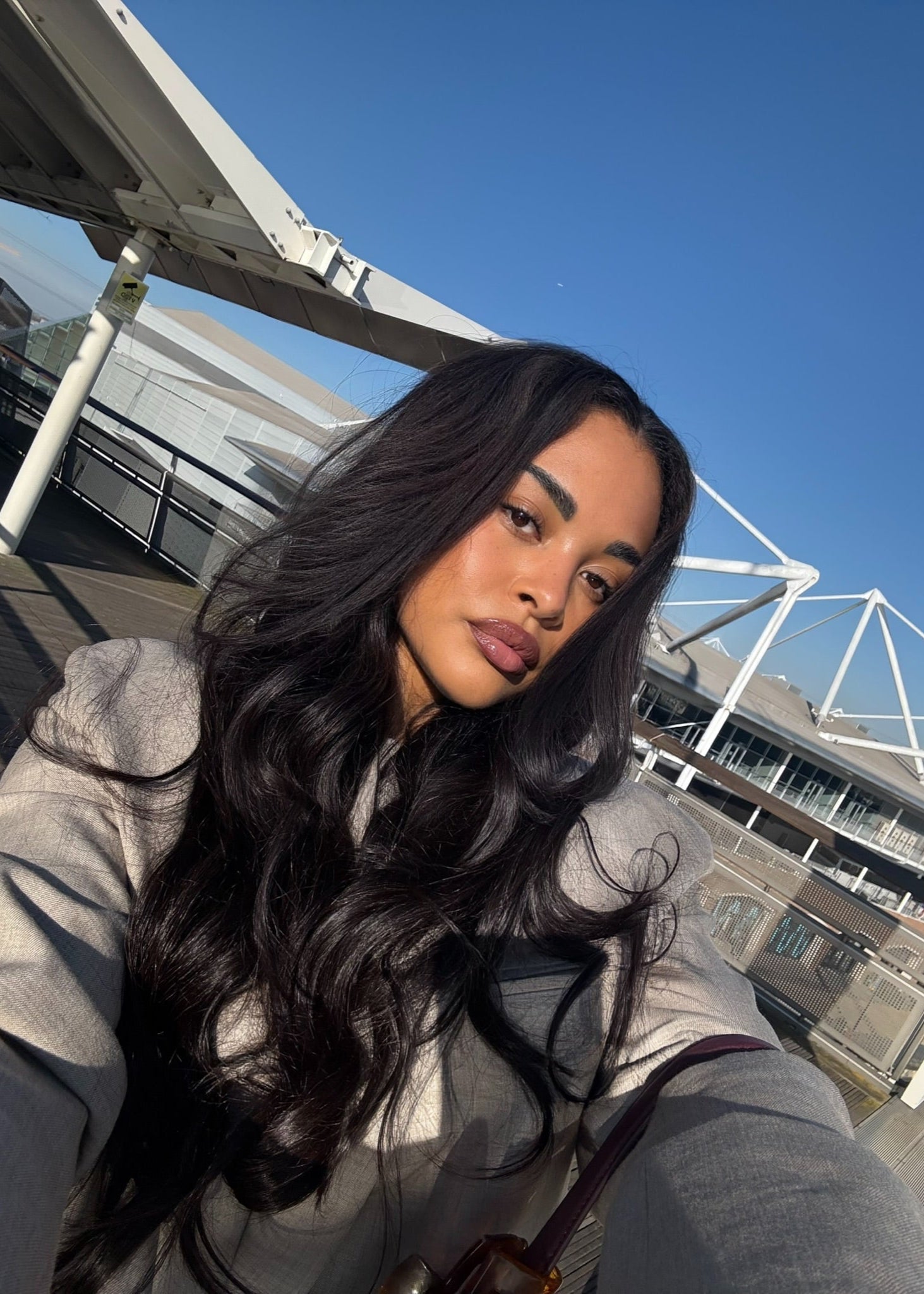 Sleek-Blend U Part Wig